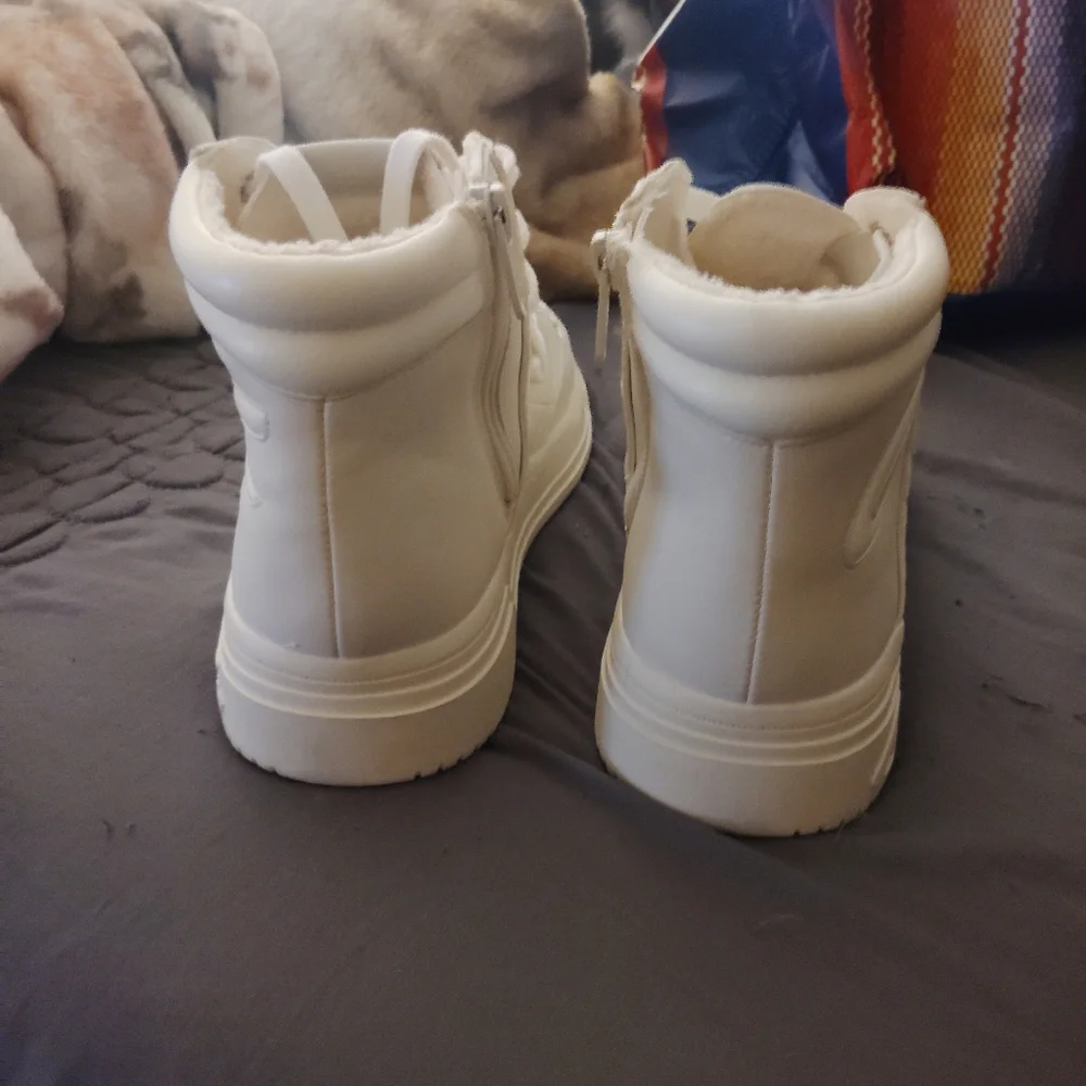 CIRCUS by SAM EDELMAN Irving Lace Up High Top Sneakers 9.5